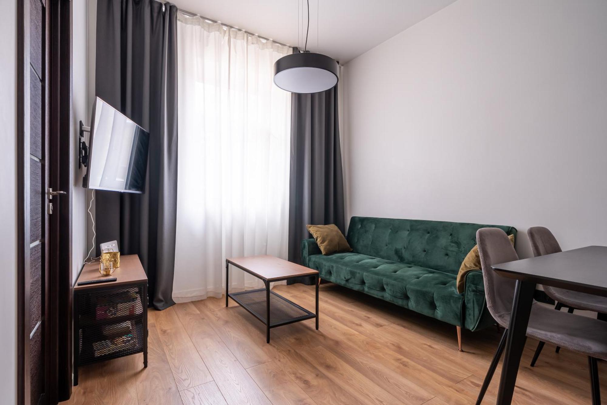 Lienes Iela Gem 1Br Apartment With Fireplace In Historic Unesco Center Riga Kültér fotó