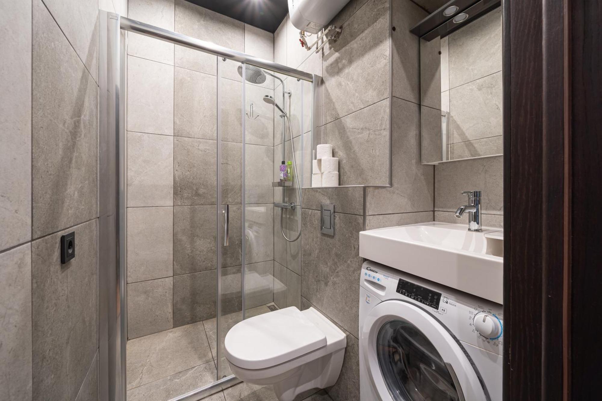Lienes Iela Gem 1Br Apartment With Fireplace In Historic Unesco Center Riga Kültér fotó